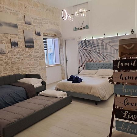 Ferienwohnung Maison Divino Trani Exterior foto