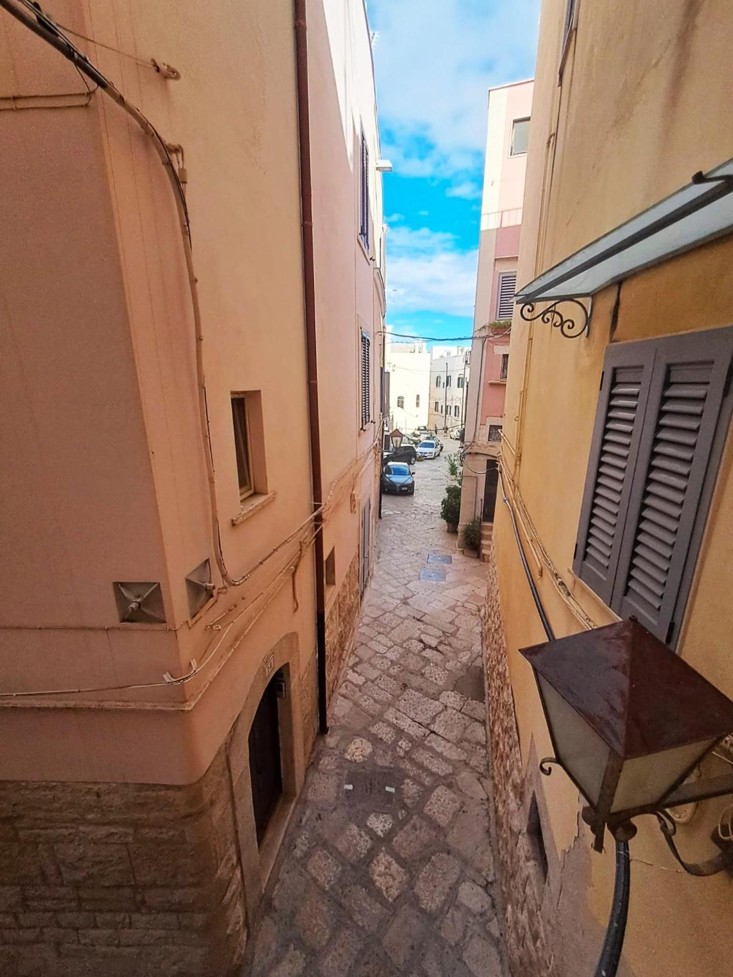 Ferienwohnung Maison Divino Trani Exterior foto