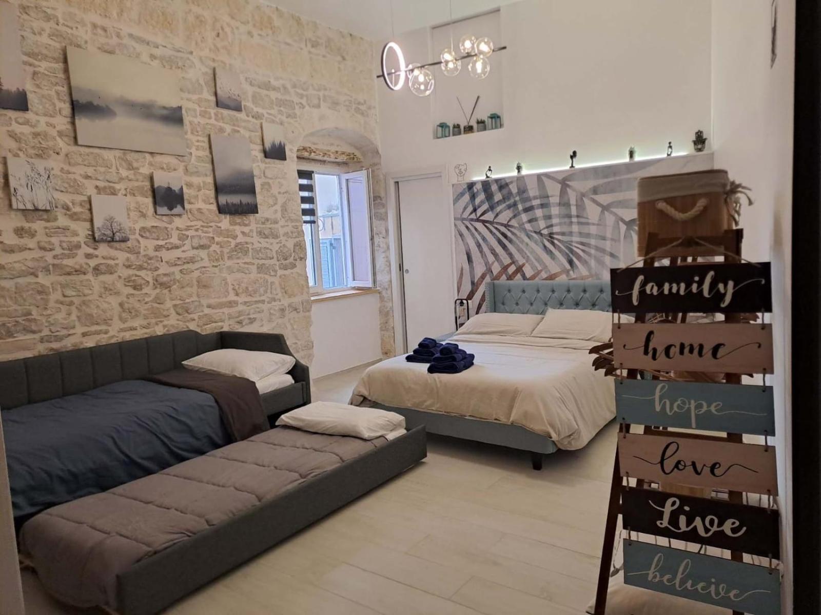 Ferienwohnung Maison Divino Trani Exterior foto