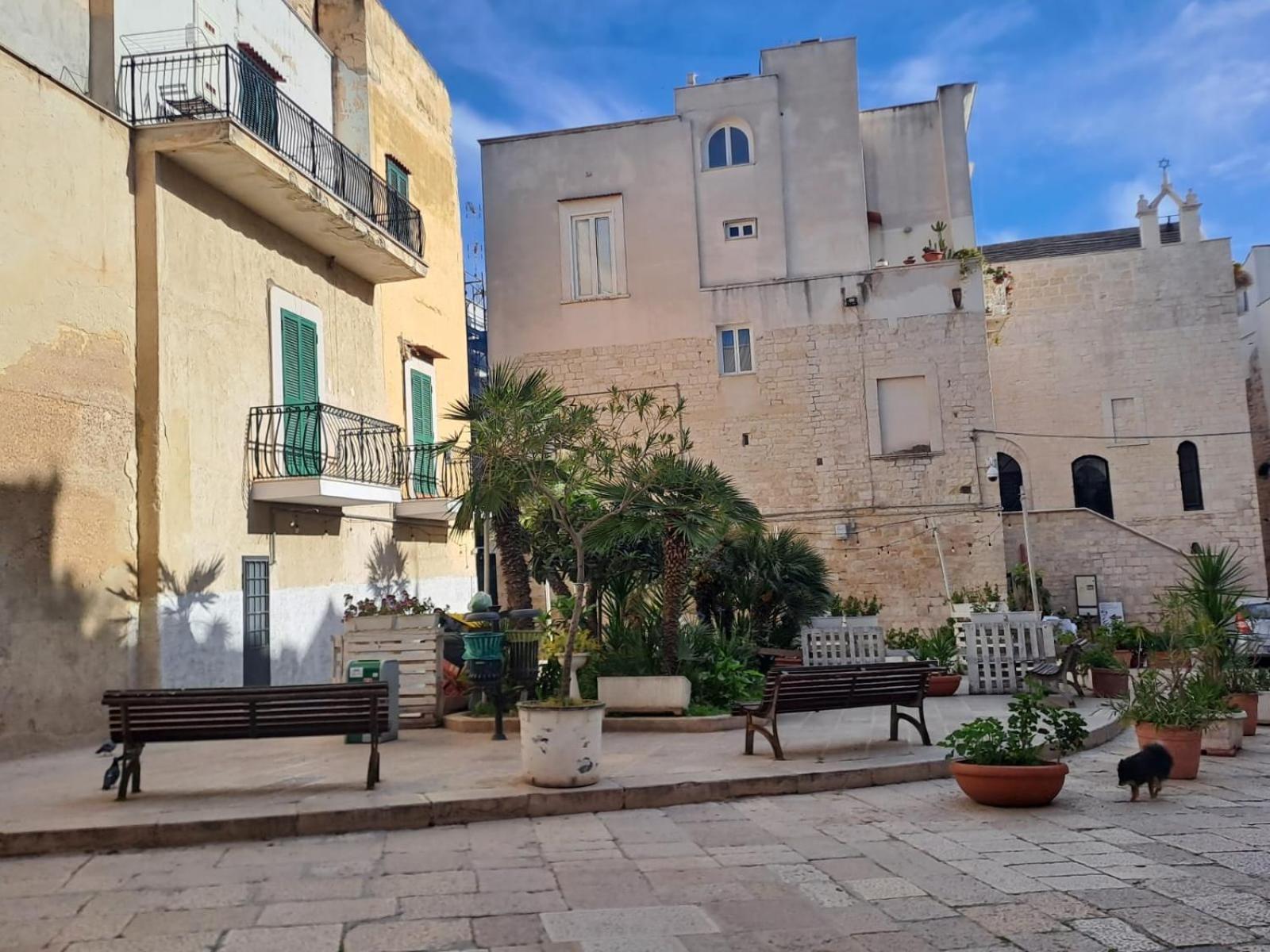 Ferienwohnung Maison Divino Trani Exterior foto